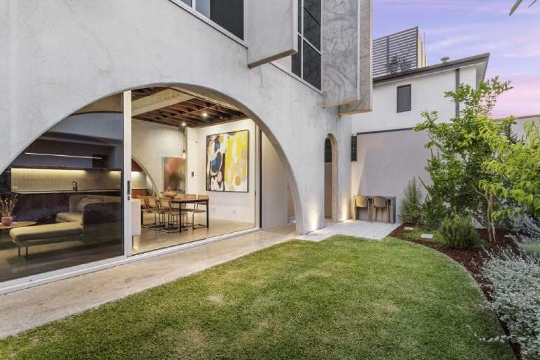Luxury Housing Design in Perth: Redefining Elegance
